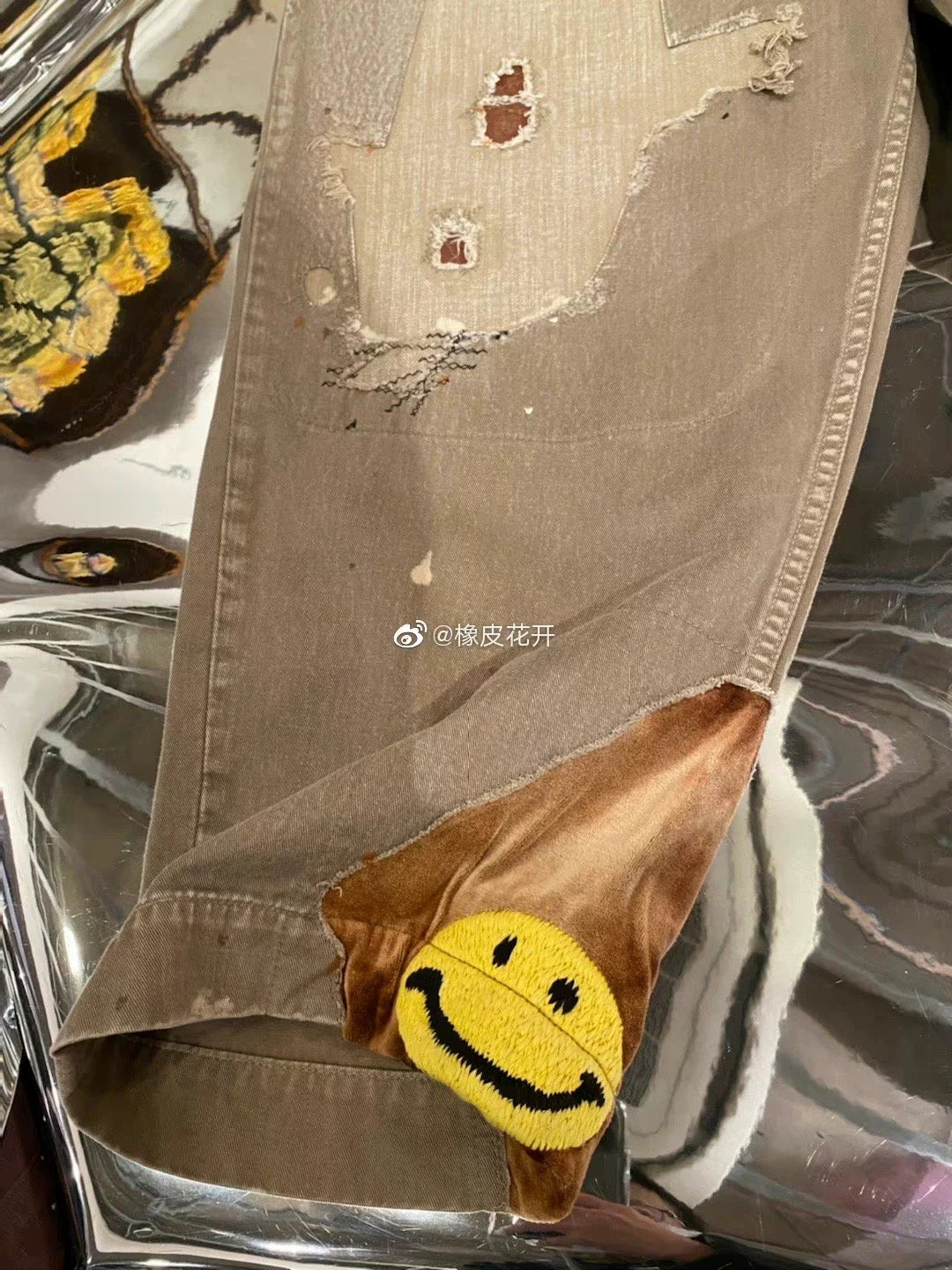 KAPITAL trendy smiley patch destroyed washed tapered casual overalls